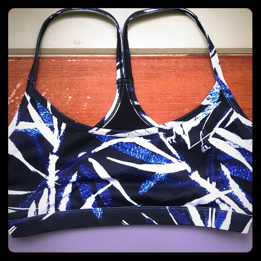 Fabletics tank top and sports bra set